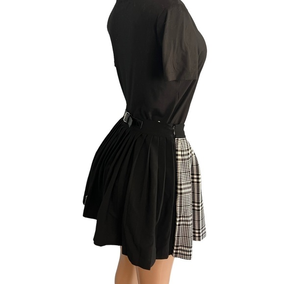 Bershka Black and White Plaid Pleated Mini Skirt - Picture 4 of 8
